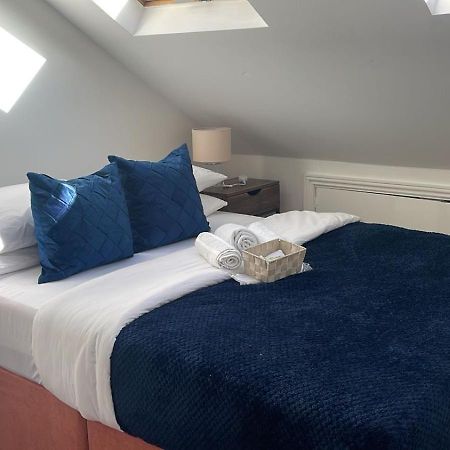 Park View Homestay Barking  Bagian luar foto